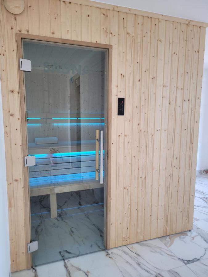 Baltic Marina Residence 19 Z Parkingiem, Jacuzzi, Sauna I Silownia Kołobrzeg Eksteriør billede